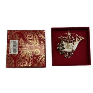 Holiday Lane Macys Christmas‎ Dove Bird Brooch Pin Gold Tone Enamel Holly Boxed